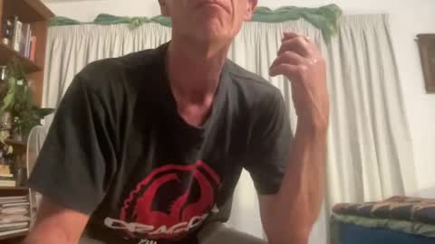 Snapshot of bgrade chatting on March 2, 8:48 am bgrade online show from March 2, 8:48 am