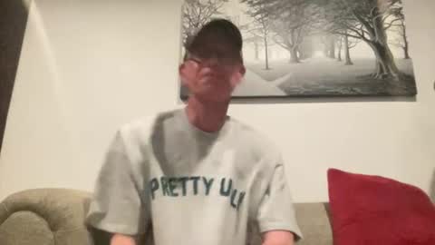 Snapshot of bgrade chatting on September 21, 9:55 am bgrade online show from September 21, 9:55 am