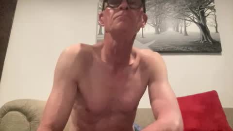 Snapshot of bgrade chatting on September 28, 8:31 am bgrade online show from September 28, 8:31 am