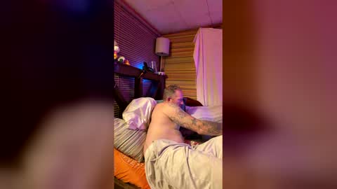 bharv69926743 online show from March 9, 5:44 am