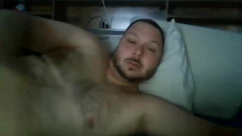 Snapshot of bhines5791 chatting on November 4, 6:12 am hines5791 online show from November 4, 6:12 am