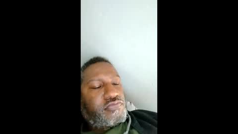 bi582945 online show from May 1, 6:23 pm