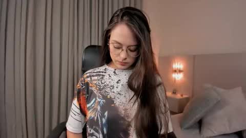 Bian  online show from December 14, 2:28 am