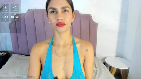 Snapshot of bianca_angel_ chatting on February 22, 7:56 pm bianca_angel_ online show from February 22, 7:56 pm