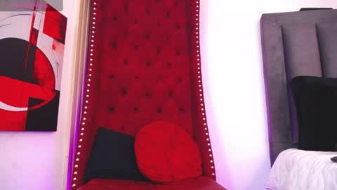 Snapshot of bianca_antonelli chatting on May 23, 2:43 pm Bianca Antonelli online show from May 23, 2:43 pm