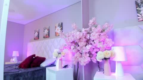Snapshot of bianca_monroe_ chatting on May 15, 8:38 pm Bianca online show from May 15, 8:38 pm