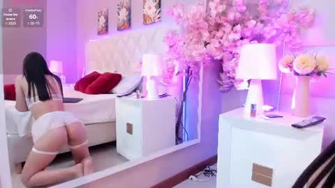 Snapshot of bianca_monroe_ chatting on June 10, 8:19 pm Bianca online show from June 10, 8:19 pm