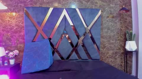 bianca_vega_ online show from February 11, 11:15 am