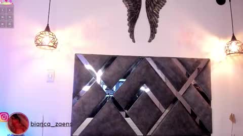 Snapshot of bianca_zaens1 chatting on January 8, 12:29 pm B I A N C A online show from January 8, 12:29 pm