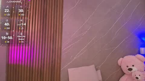 Snapshot of biancaa__18 chatting on June 13, 7:34 pm biancaa__18 online show from June 13, 7:34 pm