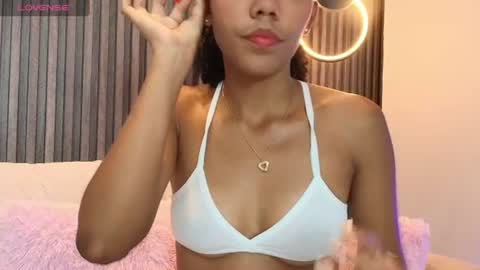 Snapshot of biancaa__18 chatting on June 30, 7:26 pm biancaa__18 online show from June 30, 7:26 pm