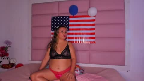 Snapshot of biancaarossii chatting on July 6, 12:46 pm biancaarossii online show from July 6, 12:46 pm
