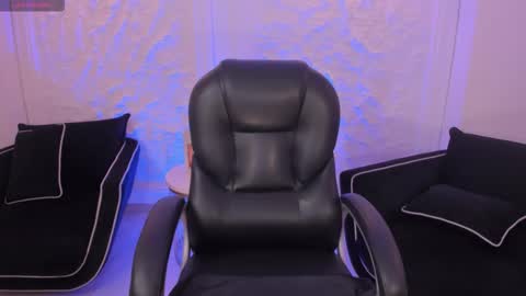 Bianca Pierce online show from March 10, 11:48 am