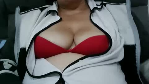 biancasteel online show from January 7, 12:51 pm