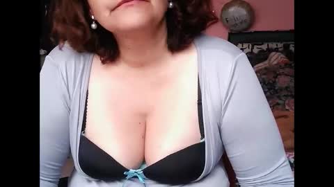 biancasteel online show from April 30, 5:30 pm