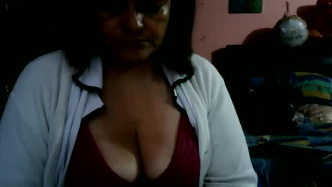 Snapshot of biancasteel chatting on June 12, 10:41 pm biancasteel online show from June 12, 10:41 pm