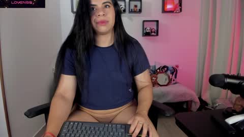 Snapshot of biancastrongg chatting on May 20, 2:18 am Biancastrong.. IGThebiancastrong online show from May 20, 2:18 am