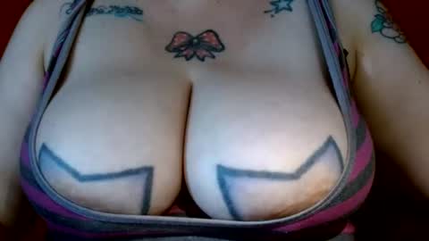 Snapshot of bianka_star_ chatting on June 17, 1:56 pm bianca online show from June 17, 1:56 pm