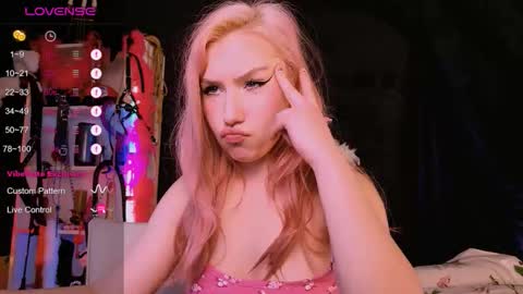 Snapshot of bibi_iva chatting on October 8, 1:25 am bibi_iva online show from October 8, 1:25 am