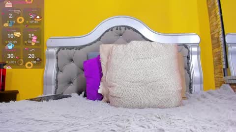 Snapshot of bibiana_js_ chatting on March 12, 4:13 pm bibiana_js_ online show from March 12, 4:13 pm