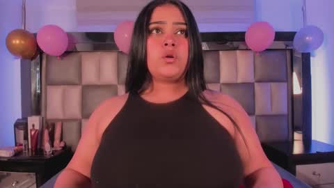 Snapshot of bibiana_js_ chatting on November 18, 4:39 am bibiana_js_ online show from November 18, 4:39 am