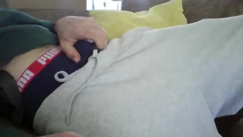 Snapshot of bibipheuck chatting on April 22, 9:11 am bibipheuck online show from April 22, 9:11 am