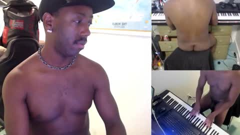 BicepsandFrot online show from March 10, 12:37 pm