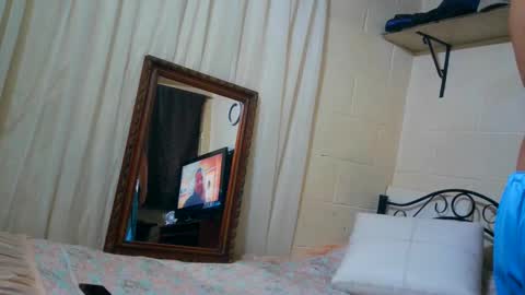 Snapshot of bichopeludo chatting on September 9, 5:34 pm bichopeludo online show from September 9, 5:34 pm