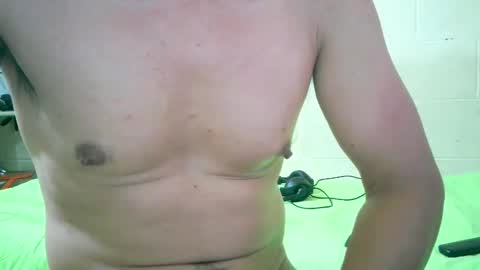 Snapshot of bichopeludo chatting on October 11, 9:57 pm bichopeludo online show from October 11, 9:57 pm