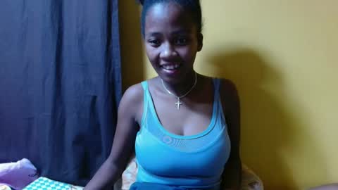 Snapshot of bienvenue987832 chatting on April 19, 6:21 pm bienvenue987832 online show from April 19, 6:21 pm