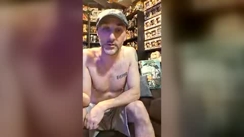 Snapshot of big_and_tasty_69 chatting on July 3, 11:49 am Big Tasty online show from July 3, 11:49 am