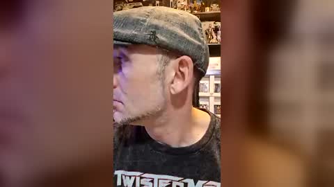 Snapshot of big_and_tasty_69 chatting on July 26, 2:24 pm Big Tasty online show from July 26, 2:24 pm