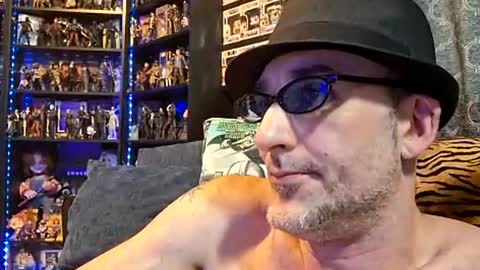 Snapshot of big_and_tasty_69 chatting on July 28, 9:36 pm Big Tasty online show from July 28, 9:36 pm