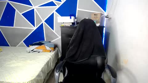 big_black11 online show from October 6, 5:27 am