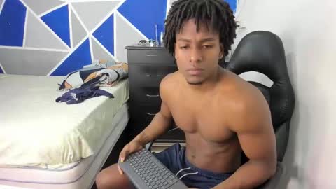 big_black11 online show from December 4, 12:14 pm