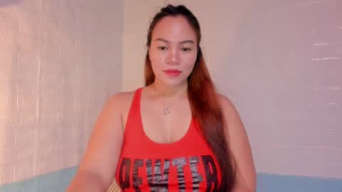 Snapshot of big_buttasian chatting on May 24, 10:31 am Grace - online show from May 24, 10:31 am