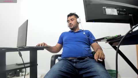 Snapshot of big_dad69 chatting on January 10, 5:09 am Tommy online show from January 10, 5:09 am