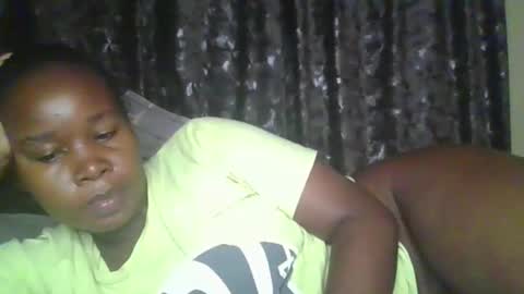 Snapshot of big_diva chatting on May 10, 4:50 am big_diva online show from May 10, 4:50 am