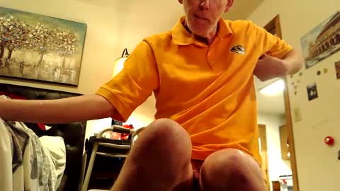 Snapshot of big_mack_daddy chatting on November 22, 6:56 am big_mack_daddy online show from November 22, 6:56 am