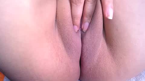 candy online show from November 20, 2:28 pm