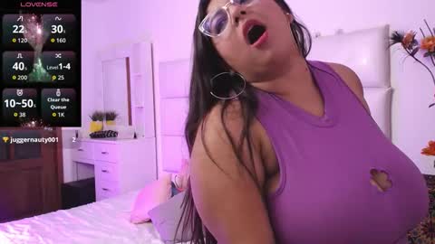 Snapshot of big_salome chatting on December 20, 3:13 am big_salome online show from December 20, 3:13 am