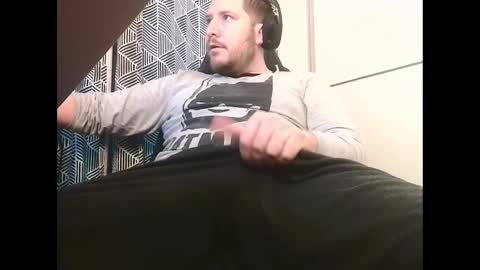 bigbroly88 online show from March 8, 6:32 am