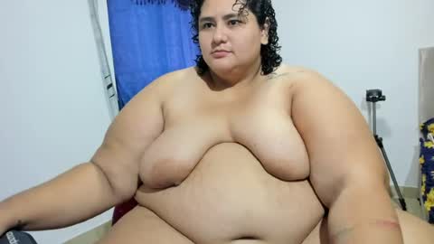 Snapshot of big_small_horny chatting on June 30, 6:20 pm Milena And Luz online show from June 30, 6:20 pm