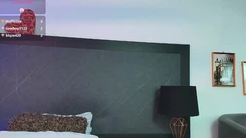 Snapshot of big_tits_in_your_face chatting on February 5, 11:06 pm Tell me Sophia  online show from February 5, 11:06 pm