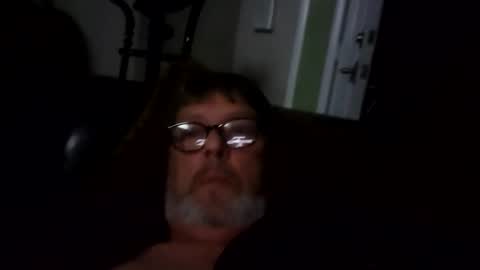 Snapshot of bigal9816192 chatting on February 3, 3:15 am bigal9816192 online show from February 3, 3:15 am