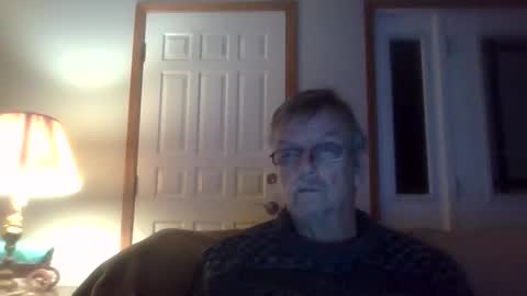 Snapshot of bigalnoone chatting on October 29, 2:25 am bigalnoone online show from October 29, 2:25 am