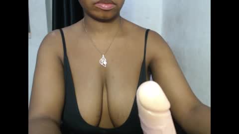 Snapshot of bigassdrip chatting on July 3, 9:21 pm bigassdrip online show from July 3, 9:21 pm