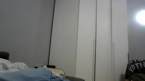 Snapshot of bigballsnojoke chatting on December 6, 6:06 pm bigballsnojoke online show from December 6, 6:06 pm