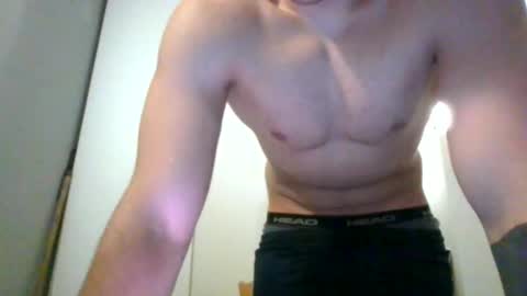 Snapshot of bigballsnojoke chatting on January 20, 4:55 pm bigballsnojoke online show from January 20, 4:55 pm