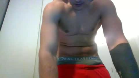 Snapshot of bigballsnojoke chatting on January 21, 10:30 pm bigballsnojoke online show from January 21, 10:30 pm